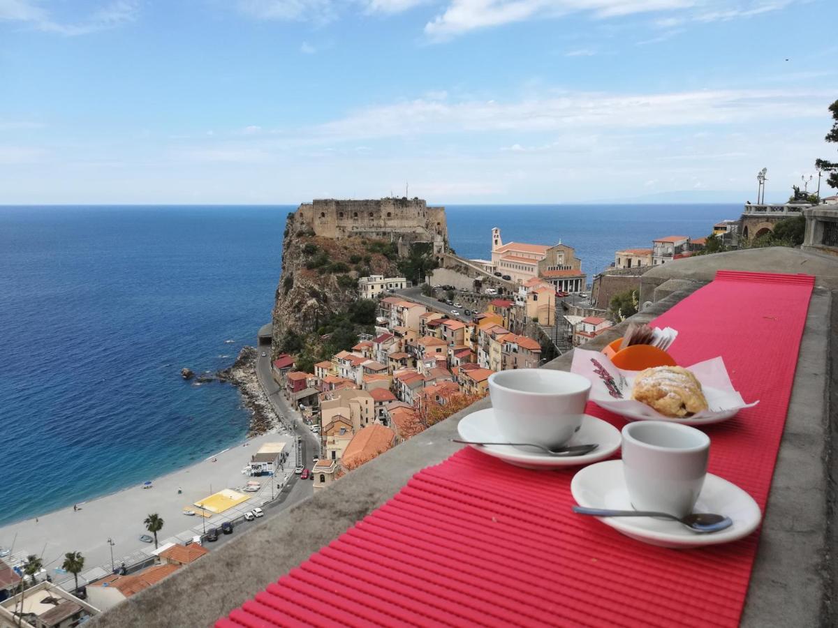 B&B La Bastia Шилла Екстер'єр фото