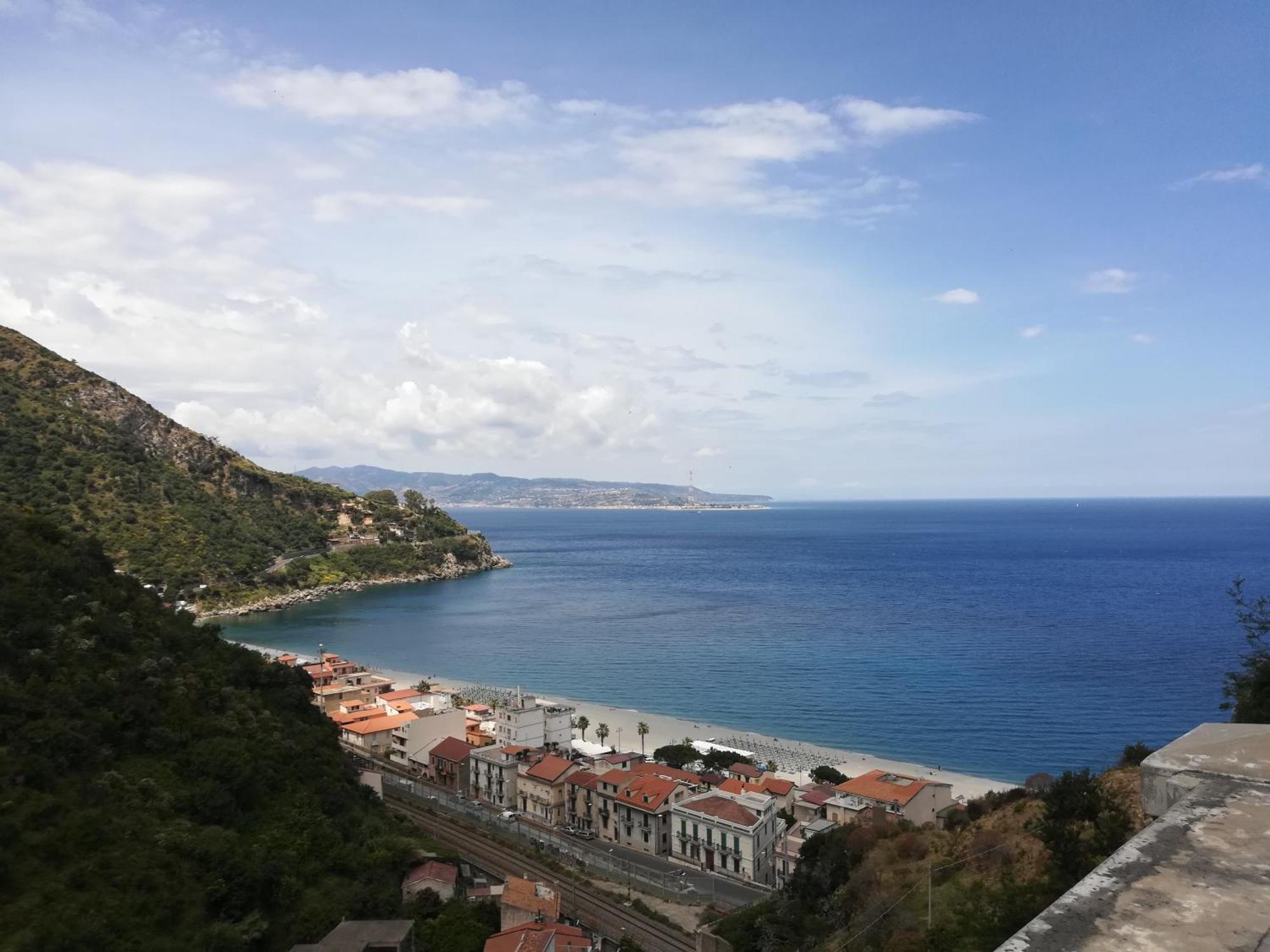 B&B La Bastia Шилла Екстер'єр фото